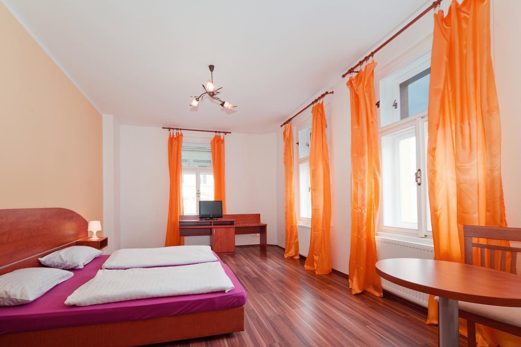 Apartment Amandment ปราก ภายนอก รูปภาพ