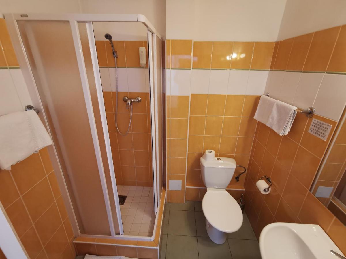 Apartment Amandment ปราก ภายนอก รูปภาพ